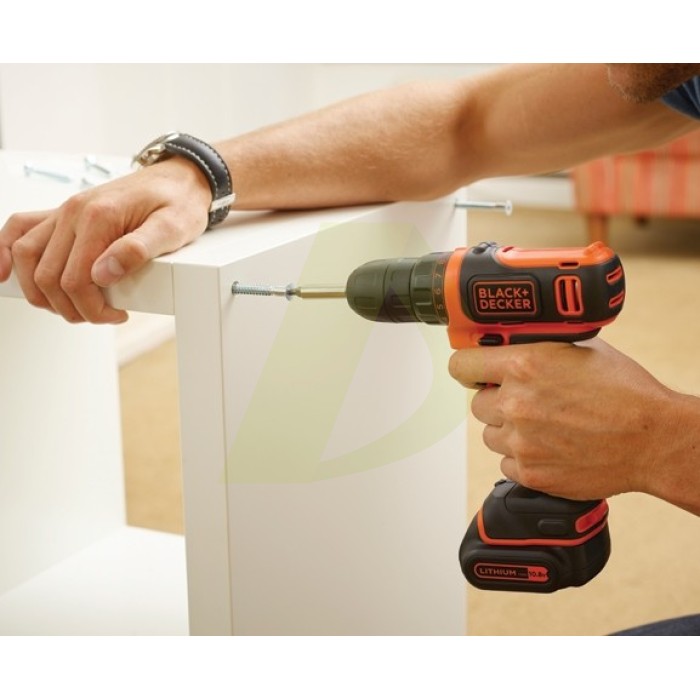 Акумуляторний шуруповерт BLACK+DECKER BDCDD12 Акумуляторний шуруповерт BLACK+DECKER BDCDD12