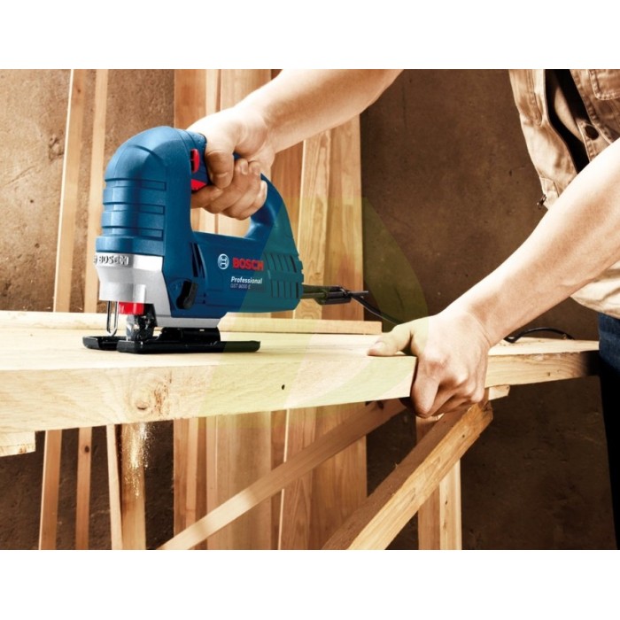 Электрический лобзик BOSCH GST 8000 E Professional (060158H000) Электрический лобзик BOSCH GST 8000 E Professional (060158H000)