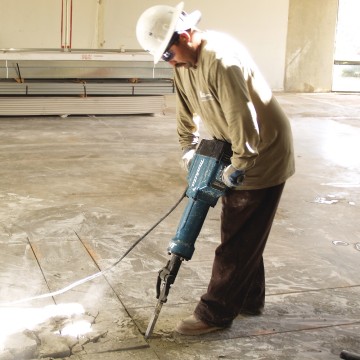 Бетонолом MAKITA HM 1801