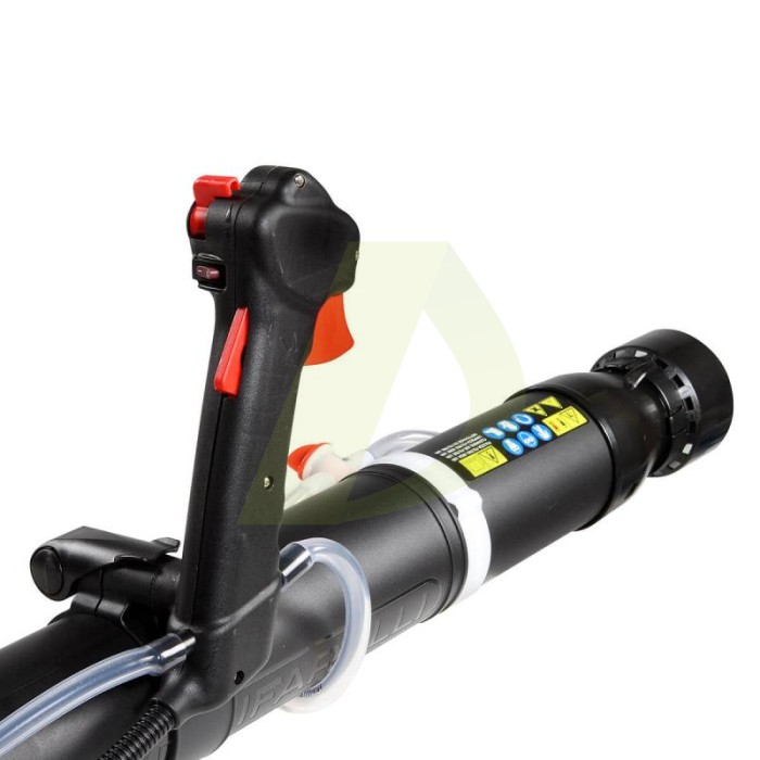 Опрыскиватель бензиновый OLEO-MAC MB 90 (56069001E1) Опрыскиватель бензиновый OLEO-MAC MB 90 (56069001E1)