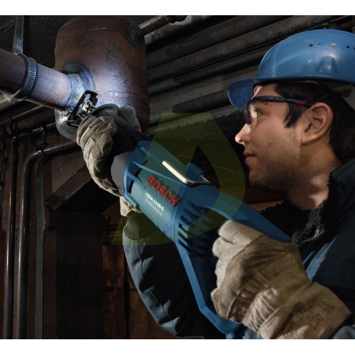 Сабельная пила BOSCH GSA 1100 E Professional (060164C800) Сабельная пила BOSCH GSA 1100 E Professional (060164C800)