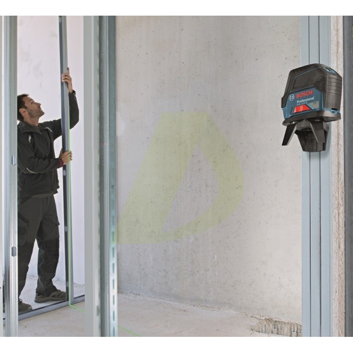 Комбинированный лазер BOSCH GCL 2-15 Professional (0601066E02) Комбинированный лазер BOSCH GCL 2-15 Professional (0601066E02)