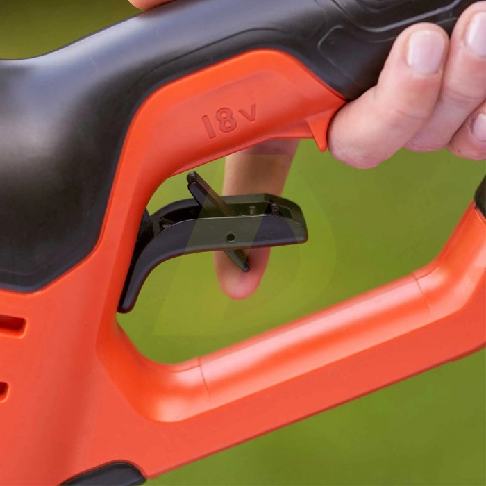 Аккумуляторная мойка высокого давления BLACK+DECKER BCPC18B Аккумуляторная мойка высокого давления BLACK+DECKER BCPC18B