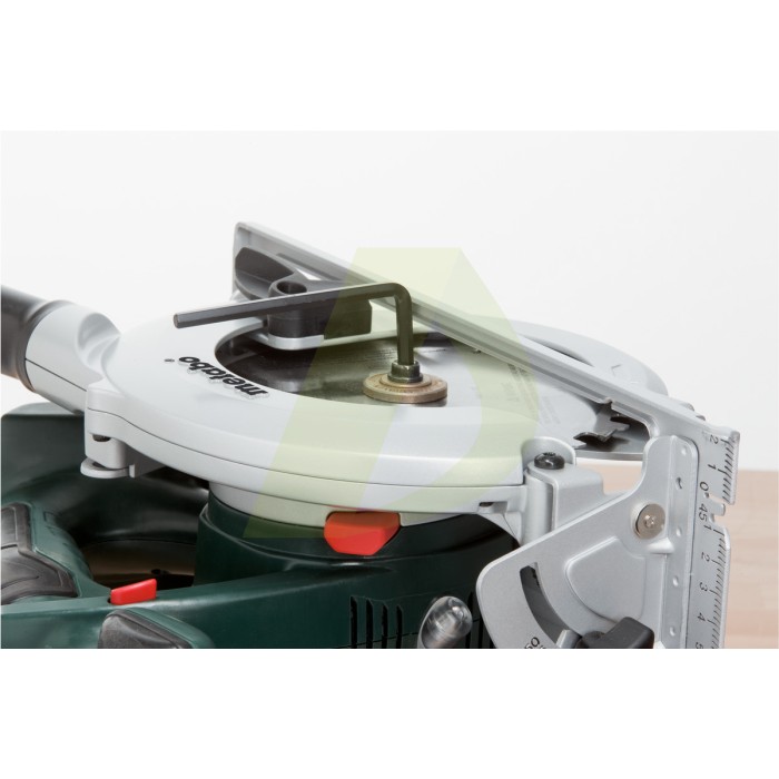 Аккумуляторная дисковая пила METABO KSA 18 LTX (602268850) Аккумуляторная дисковая пила METABO KSA 18 LTX (602268850)