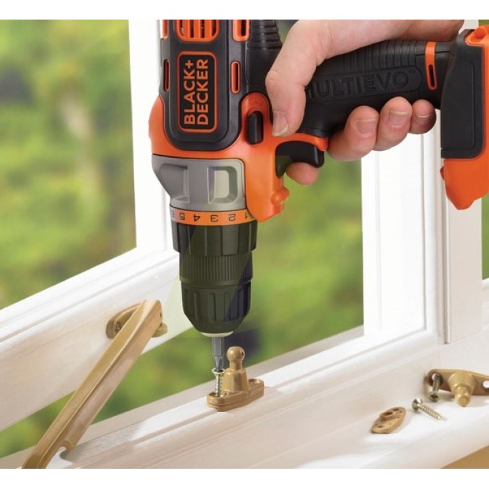 Шуруповерт BLACK+DECKER MT218KB Шуруповерт BLACK+DECKER MT218KB