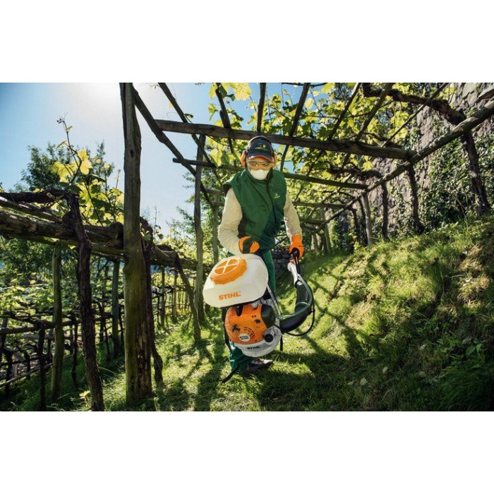 Опрыскиватель бензиновый STIHL SR 200 (42410112601) Опрыскиватель бензиновый STIHL SR 200 (42410112601)