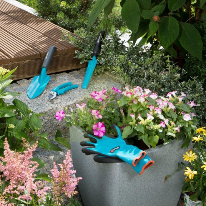 Базовый комплект садового инструмента GARDENA (08965-30.000.00) Базовый комплект садового инструмента GARDENA (08965-30.000.00)