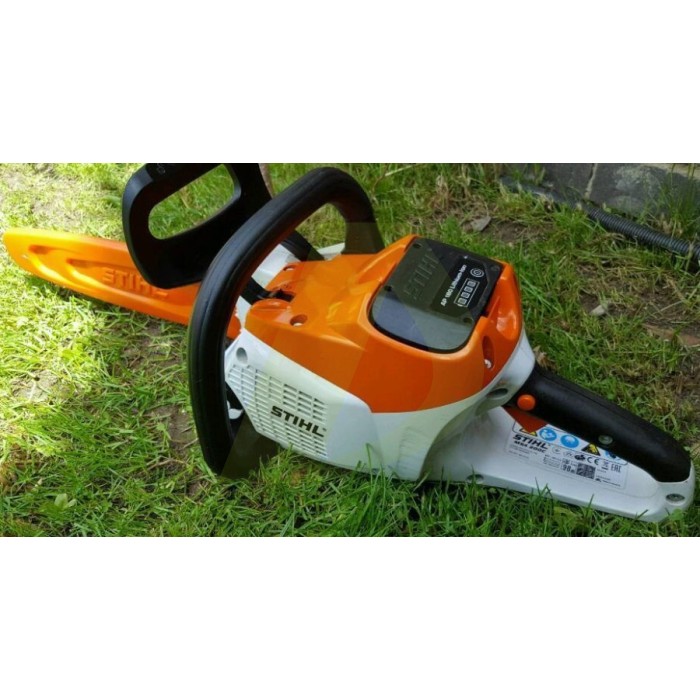 Аккумуляторная цепная пила STIHL MSA 200 C-BQ (12512000001) Аккумуляторная цепная пила STIHL MSA 200 C-BQ (12512000001)