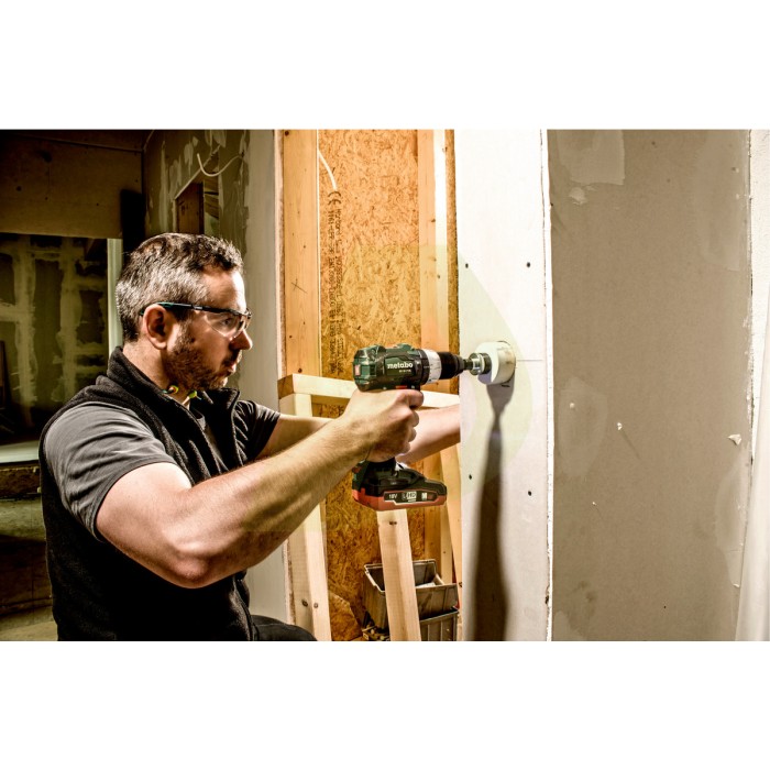 Акумуляторний шуруповерт METABO BS 18 LT BL LiHD (602325670) Акумуляторний шуруповерт METABO BS 18 LT BL LiHD (602325670)