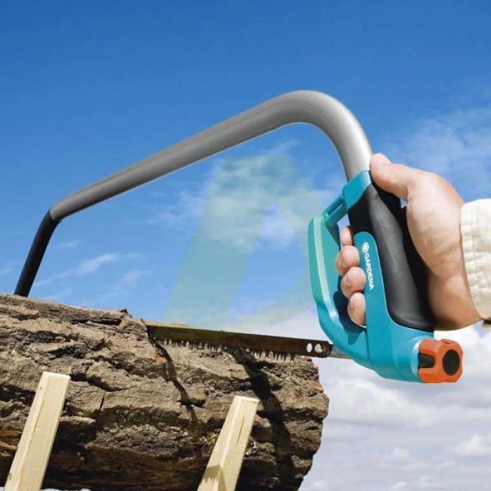 Пила лучковая GARDENA Comfort (08748-20.000.00) Пила лучковая GARDENA Comfort (08748-20.000.00)