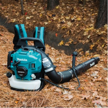 Воздуходув ранцевый бензиновый MAKITA EB5300TH