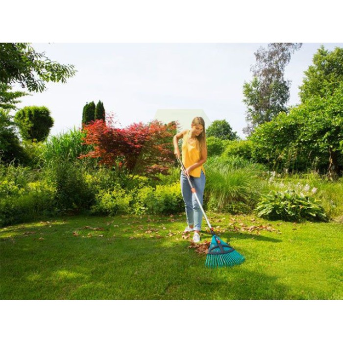 Телескопическая ручка GARDENA, 90-145 см (03719-20.000.00) Телескопическая ручка GARDENA, 90-145 см (03719-20.000.00)