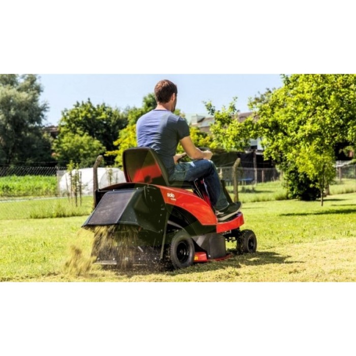 Садовый трактор SOLO by AL-KO R 7-65,8 HD (127487) Садовый трактор SOLO by AL-KO R 7-65,8 HD (127487)