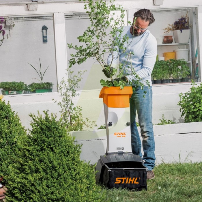 Измельчитель электрический STIHL GHE 105 (60070111175) Измельчитель электрический STIHL GHE 105 (60070111175)