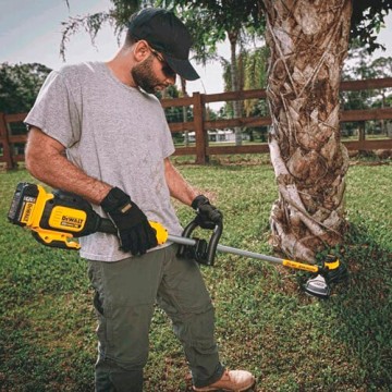 Аккумуляторный триммер DeWALT DCM561PB