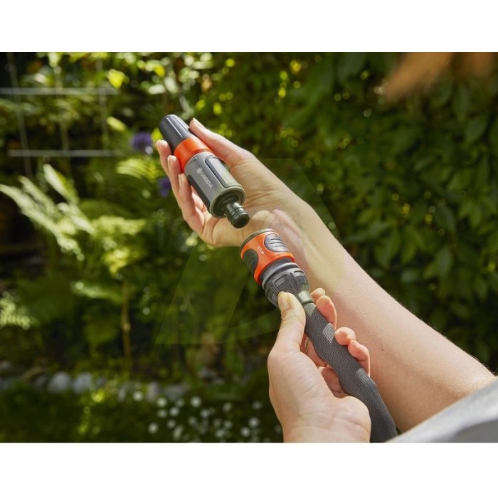 Шланг текстильный GARDENA Liano 20 м (18434-20.000.00) Шланг текстильный GARDENA Liano 20 м (18434-20.000.00)