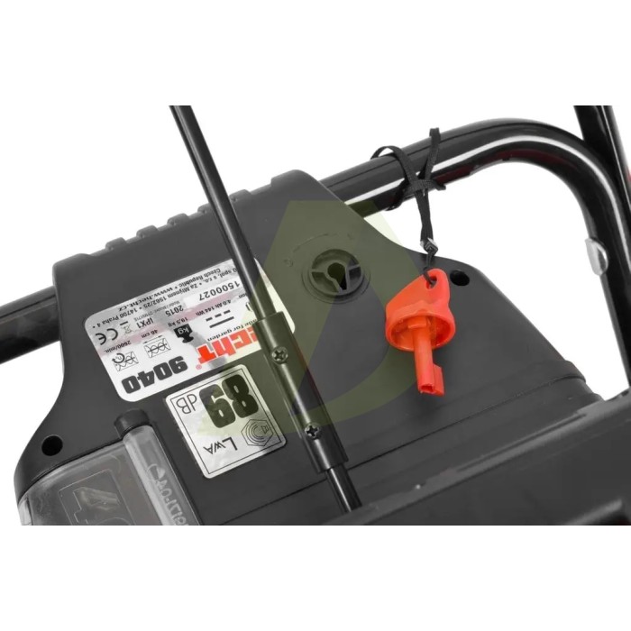 Аккумуляторный снегоуборщик HECHT 9040 (без аккумулятора) Аккумуляторный снегоуборщик HECHT 9040 (без аккумулятора)