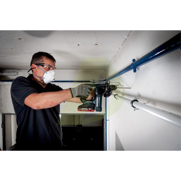 KH 18 LTX BL 24 Акумуляторний перфоратор KH 18 LTX BL 24 Акумуляторний перфоратор