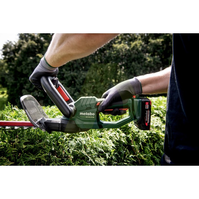 R 12-18 DAB+ BT Акумуляторний радіоприймач для будівельного майданчика R 12-18 DAB+ BT Акумуляторний радіоприймач для будівельного майданчика