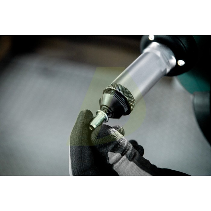 GVPB 18 LTX BL 11-28 Акумуляторна прямошліфувальна машина GVPB 18 LTX BL 11-28 Акумуляторна прямошліфувальна машина