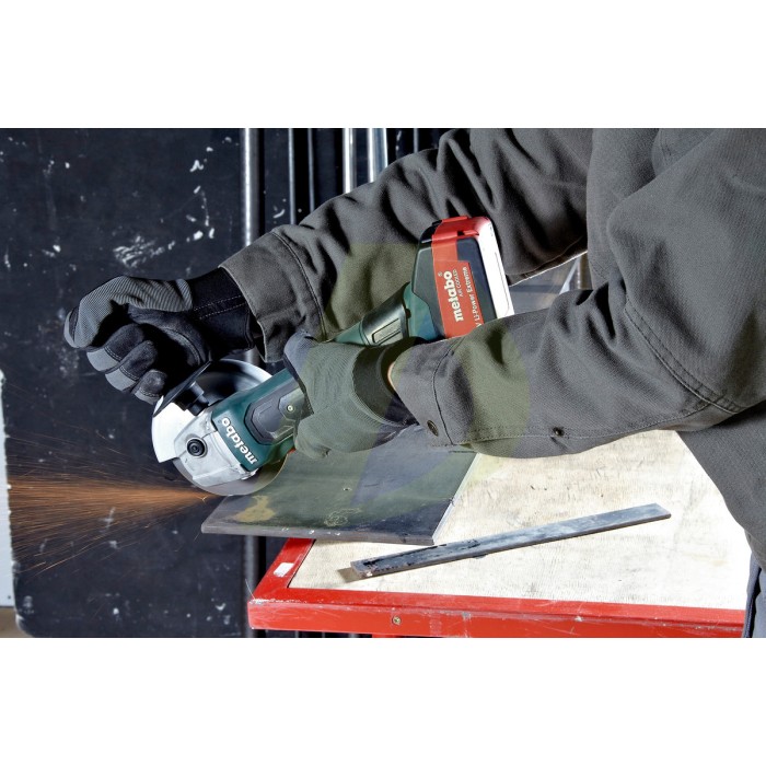 WVB 18 LTX BL 15-150 Quick Аккумуляторная угловая шлифмашина WVB 18 LTX BL 15-150 Quick Аккумуляторная угловая шлифмашина