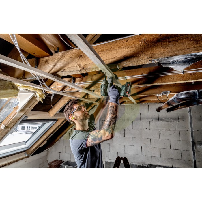 SSD 18 LTX 200 BL Акумуляторний ударний гайковерт SSD 18 LTX 200 BL Акумуляторний ударний гайковерт