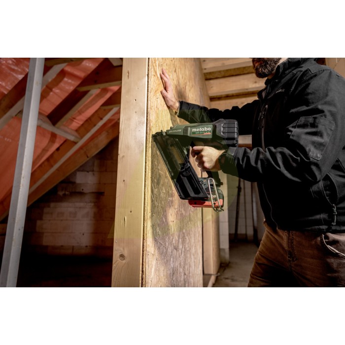 MT 18 LTX BL QSL Акумуляторний універсальний різак MT 18 LTX BL QSL Акумуляторний універсальний різак