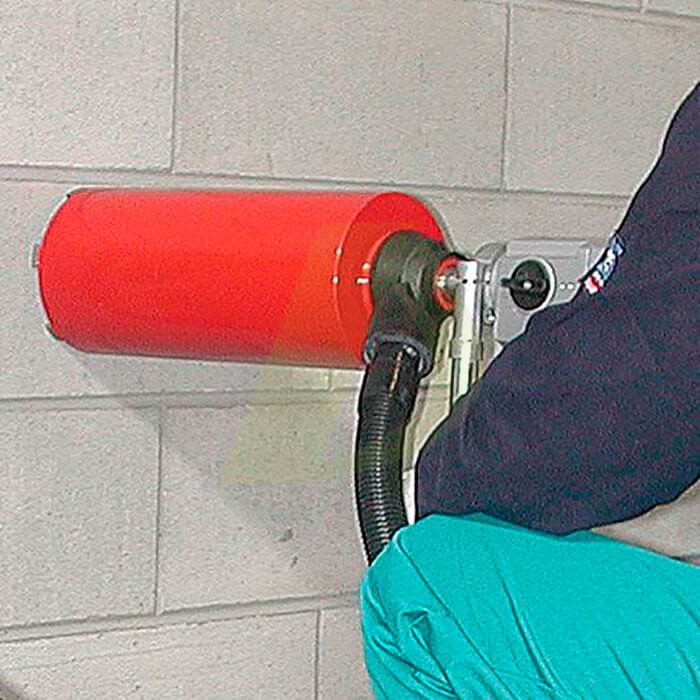 Дрель алмазного бурения Makita DBM080 Дрель алмазного бурения Makita DBM080