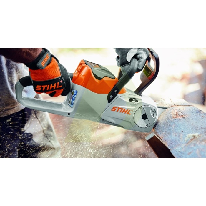 Аккумуляторная цепная пила STIHL MSA120 C-BQ Set (12540115810) Аккумуляторная цепная пила STIHL MSA120 C-BQ Set (12540115810)