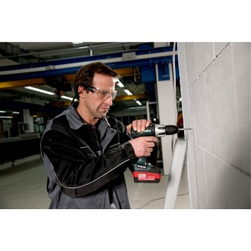 SB 18 LT Set Акумуляторний ударний дриль