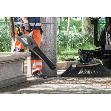 Аккумуляторный воздуходув KARCHER LB 850 BP (1.442-110.0)