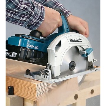 Акумуляторна дискова пила MAKITA DHS 710Z (без акумулятора)