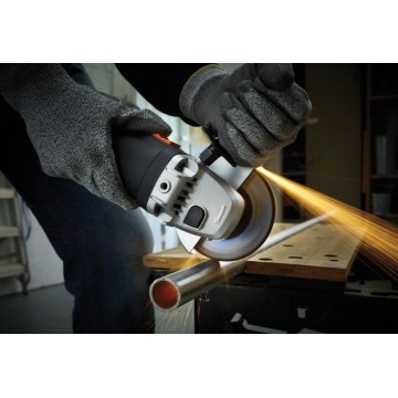 Угловая шлифмашина BLACK+DECKER KG912