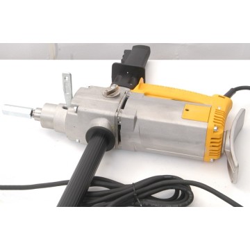 Дрель-миксер DeWALT DW 152