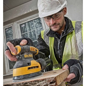 Кутова шліфмашина DeWALT DWE6423