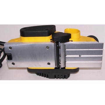 Рубанок мережевий DeWALT DW680