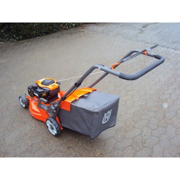 Газонокосилка бензиновая HUSQVARNA LC 247 (9673452-01)