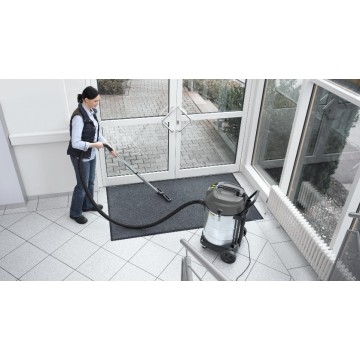 Промисловий пилосос KARCHER NT 70/2 Me Classic (1.667-306.0)