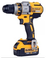 Акумуляторний шуруповерт DeWALT DCD 990 M2