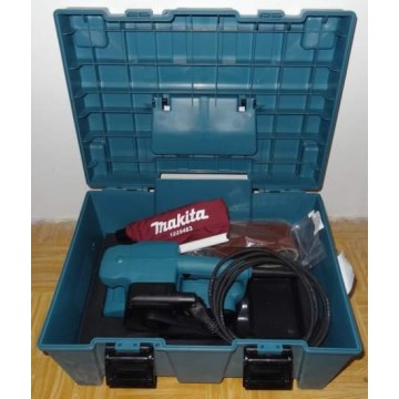 Ленточная шлифовальная машина MAKITA 9911