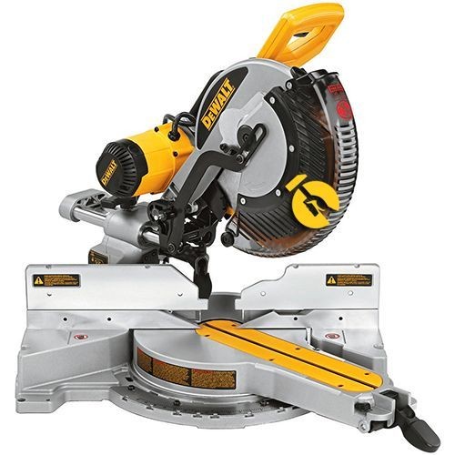 Торцовочная пила DeWALT DW 712