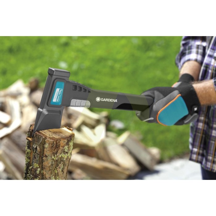 Топор-колун GARDENA 1600S (08718-48.000.00) Топор-колун GARDENA 1600S (08718-48.000.00)