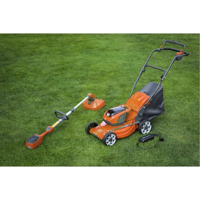 Газонокосилка аккумуляторная HUSQVARNA LC 137i КІТ (АКБ+ЗУ) (9705009-04) Газонокосилка аккумуляторная HUSQVARNA LC 137i КІТ (АКБ+ЗУ) (9705009-04)