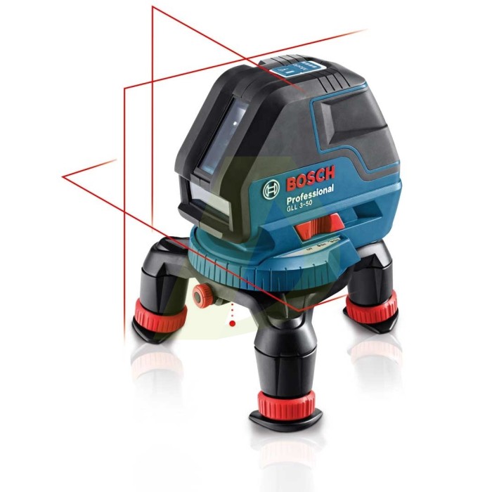 Лінійний лазер BOSCH GLL 3-50 Professional (0601063802) Лінійний лазер BOSCH GLL 3-50 Professional (0601063802)