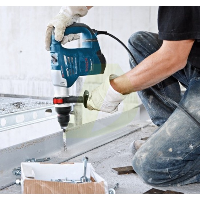 Перфоратор BOSCH GBH 4-32 DFR Professional (0611332100) Перфоратор BOSCH GBH 4-32 DFR Professional (0611332100)