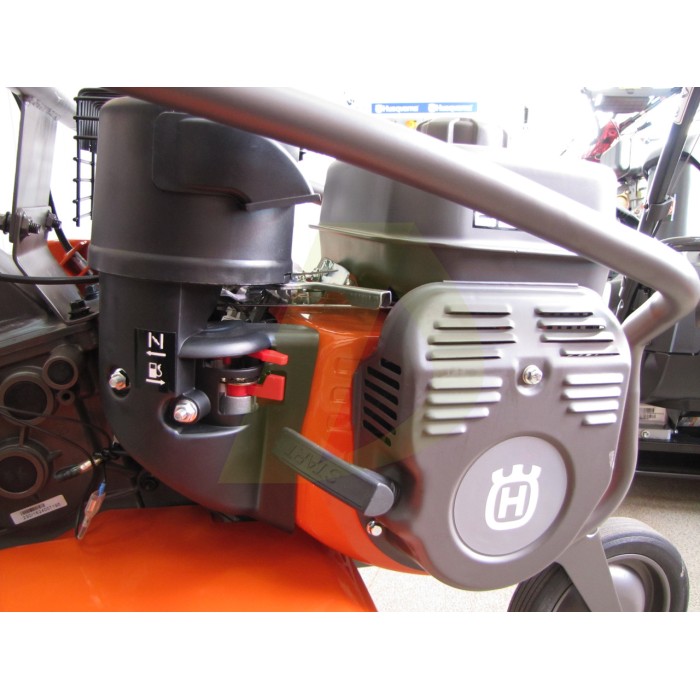 Культиватор бензиновый HUSQVARNA TF 230 (9673167‑01) Культиватор бензиновый HUSQVARNA TF 230 (9673167‑01)