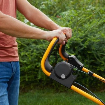 Аккумуляторная газонокосилка самоходная STIGA Collector 548SAEK