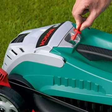 Аккумуляторная газонокосилка BOSCH Rotak 32 Li-Ion (0600885D06)