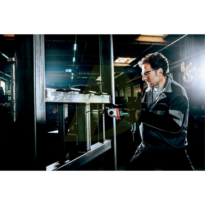 Дрель METABO SBEV 1100-2 S (600784500) Дрель METABO SBEV 1100-2 S (600784500)