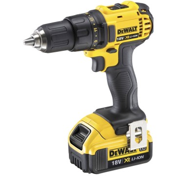 Шуруповерт DeWALT DCD 780 M2